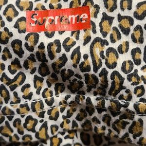 4 SupremeXHanes Medium lightly used shirts LOT